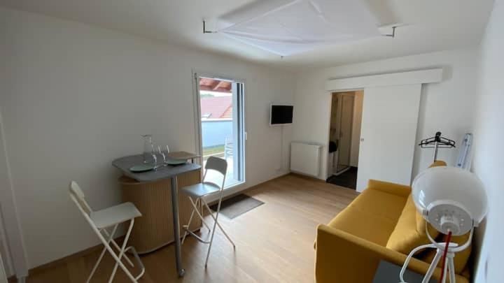Magnifique Studio Avec Terrasse Et Garage Apartment Chens-sur-Leman Exterior photo